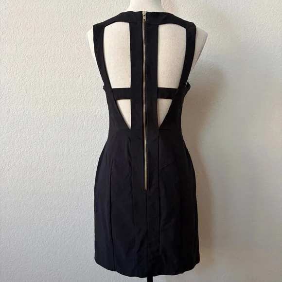 ASOS Little Black Dress Size 8 Back Cutout LBD - Picture 4 of 9